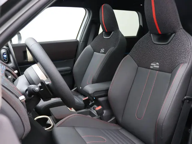 MINI Countryman John Cooper Works 2025 Benzine 22