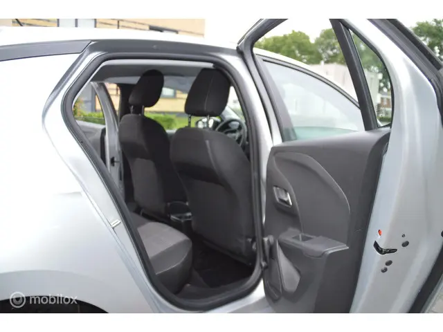 Opel Corsa 1.2 Edition 2022 Benzine 19