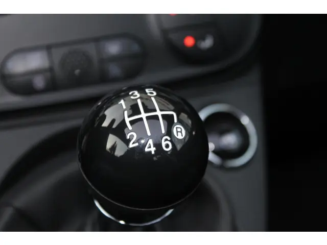 Fiat 500C 1.0 Hybrid Dolcevita 2023 Benzine 30