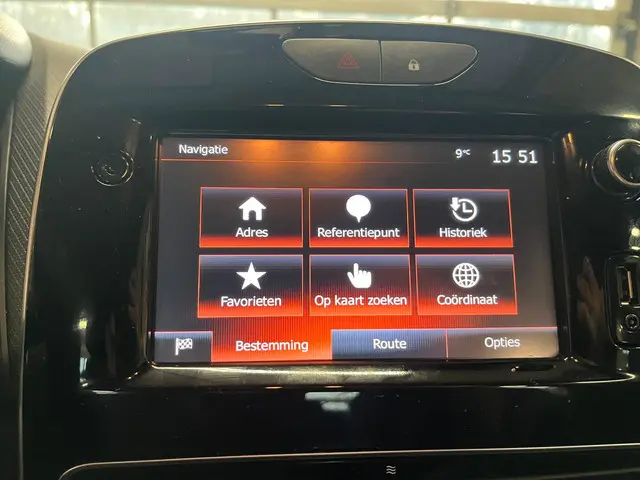 Renault Clio Estate 0.9 TCe Intens 2018 Benzine 17