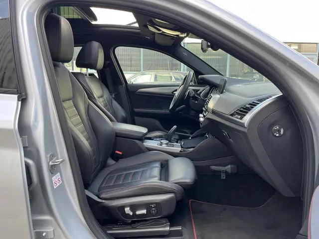 BMW X4 xDrive30i High Executive M-Sport 2019 Benzine 46