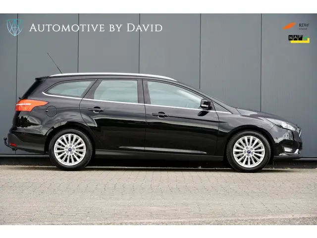 Ford Focus Wagon 1.0 126 pk TITANIUM EDITION 2015 Benzine 6