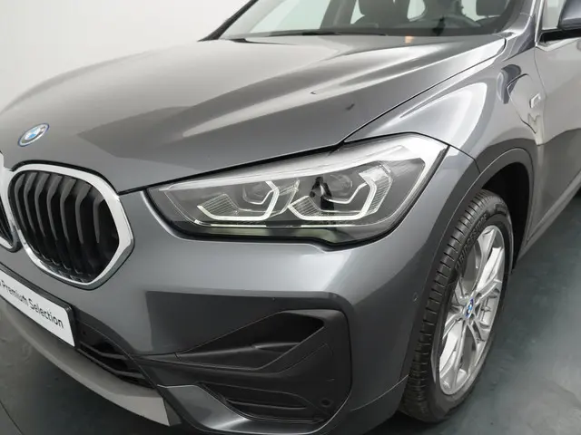 BMW X1 xDrive25e 2022 Hybride Benzine 25