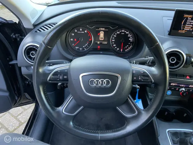 Audi A3 Sportback 1.2 TFSI Attraction 2016 Benzine 14