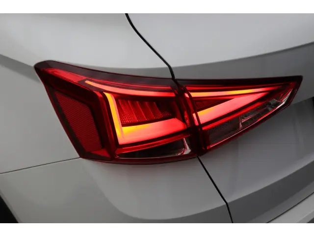 SEAT Arona 1.0 TSI Style Business Intense 2019 Benzine 25