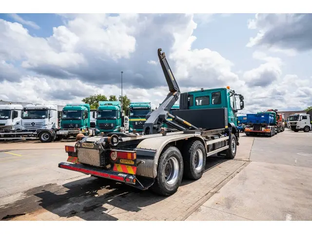 Iveco Trakker 360-6x4-PALFINGER 2015 Diesel 4