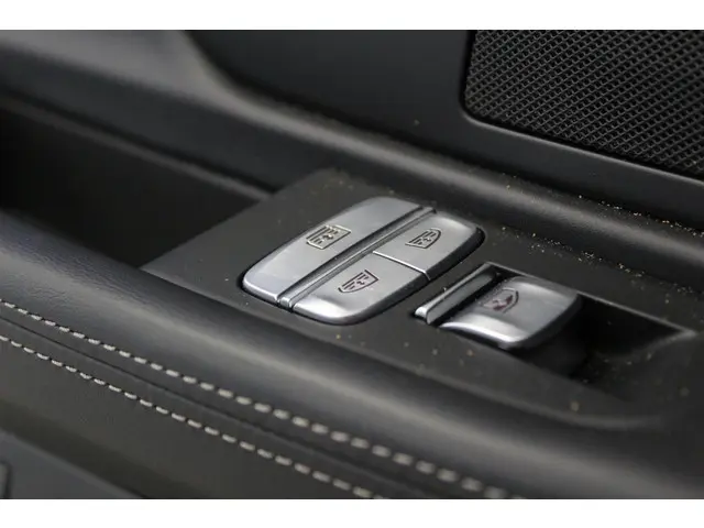 BMW 7 Serie 745e High Executive 2022 Hybride Benzine 19
