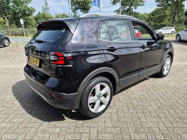 Volkswagen T-Cross 3