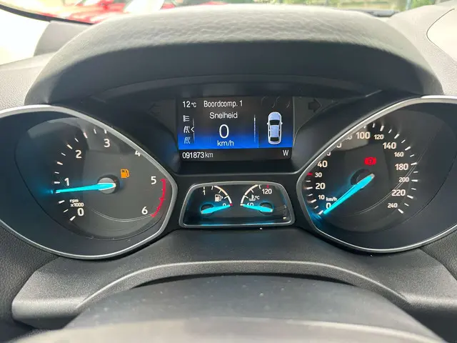 Ford Kuga 1.5 TDCi FWD Business Class 2018 Diesel 5