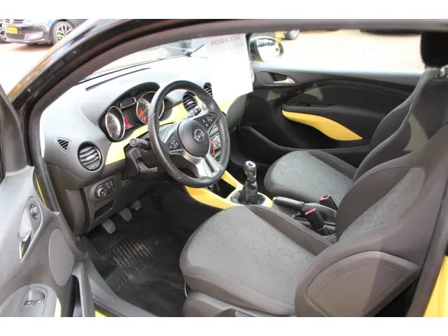 Opel ADAM 1.2 2015 Benzine 8