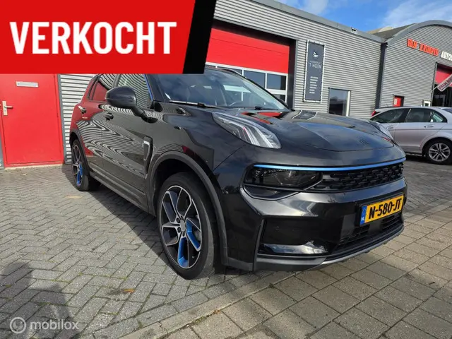 Lynk & Co 01 2