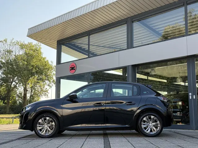 Peugeot e-208 EV Aut. Active Pack 50 kWh 2021 Elektrisch 3
