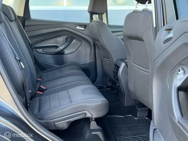 Ford Kuga 1.5 Trend 2016 Benzine 13
