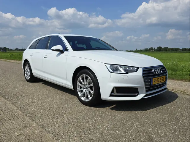 Audi A4 Avant 35 TFSI Pro Line 2019 Hybride Benzine 9