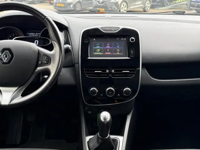 Renault Clio Estate 0.9 TCe Night&Day 2016 Benzine 9