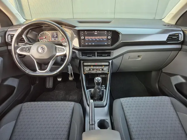 Volkswagen T-Cross 2