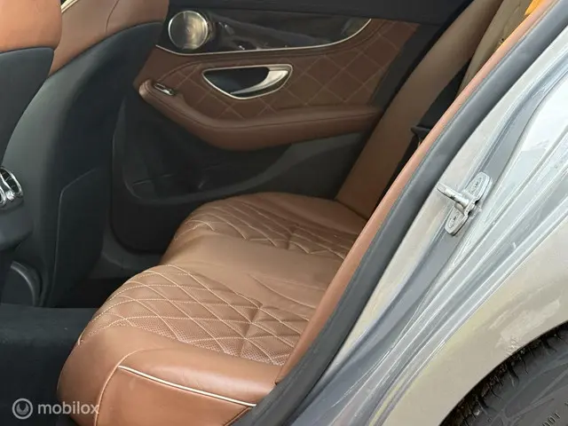 Mercedes-Benz C-Klasse AMG 63 2015 Benzine 16