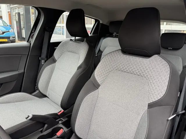 Renault Clio 1.0 TCe 90pk Evolution 2025!! 2025 Benzine 10