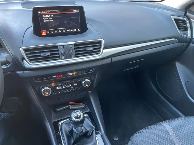 Mazda 3 2.0 SkyActiv-G 120 SkyLease GT 2019 Benzine 9
