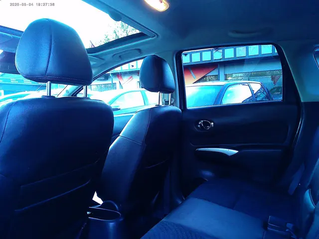 Nissan Note 1.2 DIG-S Tekna ( NAVI +Airco ) 2015 Benzine 20