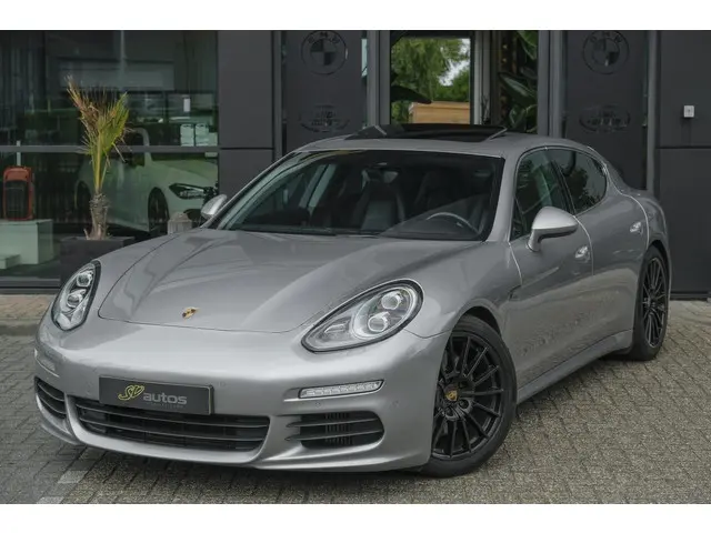 Porsche Panamera 3.0 S 421pk Facelift 2014 Benzine 4