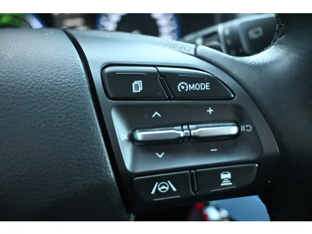 Hyundai Kona 1.6 GDI HEV Comfort 2022 Hybride Benzine 33