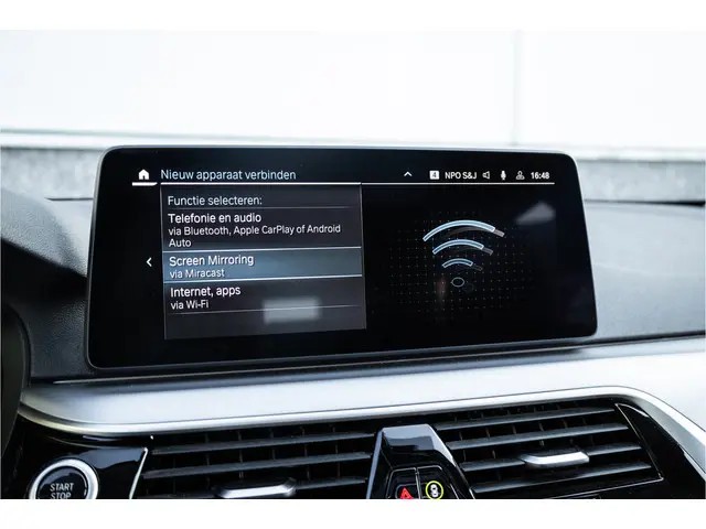 BMW 5 Serie Touring 530e 2021 Hybride Benzine 53