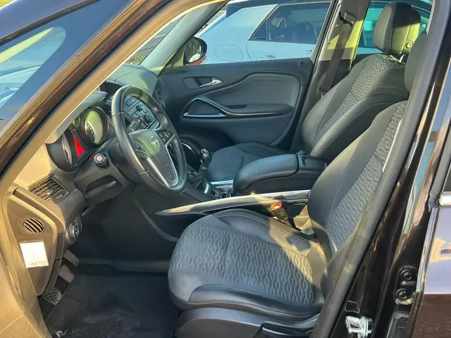 Opel Zafira Tourer 1.4 Business+ 2013 Benzine 6