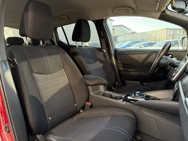 Nissan Leaf N-Connecta 40 kWh 2020 Elektrisch 11