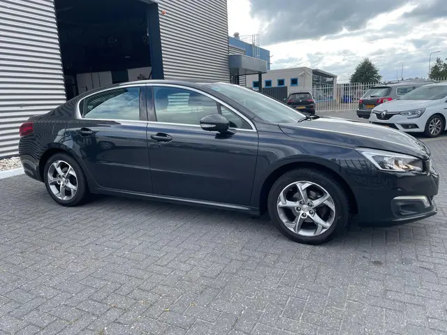 Peugeot 508 1.6 BlueHDi Blue Lease Executive 2018 Diesel 4