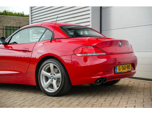 BMW Z4 Roadster sDrive20i 2012 Benzine 26