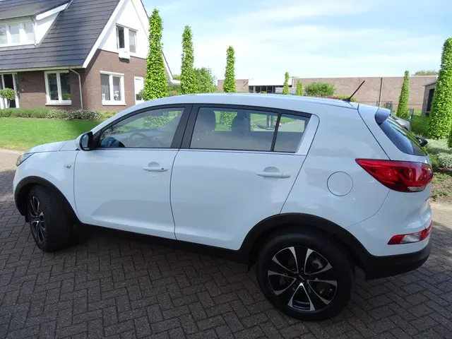 Kia Sportage 1.6 GDI EconomyLine 2014 Benzine 2