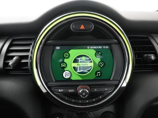 MINI Cooper Salt 2020 Benzine 16