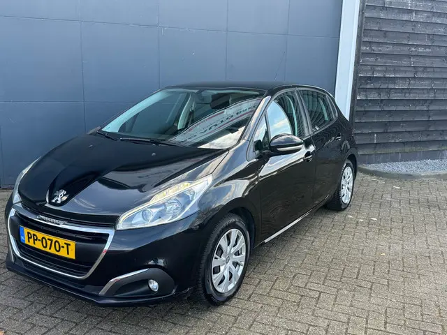 Peugeot 208 1.2 PureTech Blue Lion 2017 Benzine 2