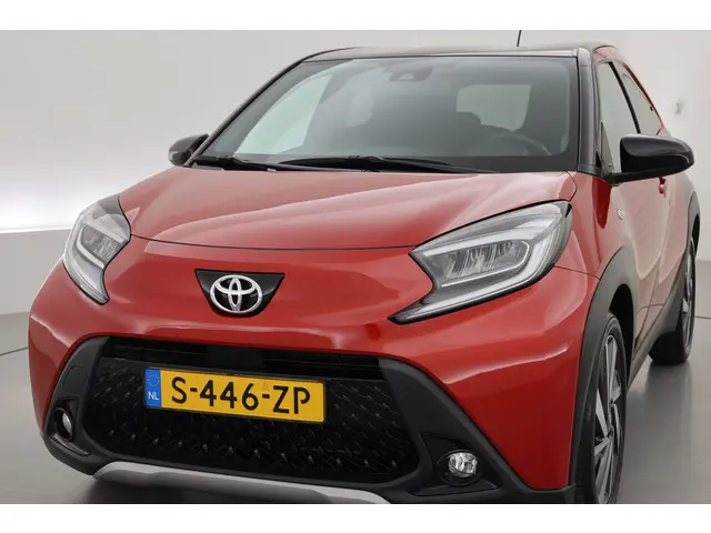 Toyota Aygo X 1.0 VVT-i MT Envy 2023 Benzine 25