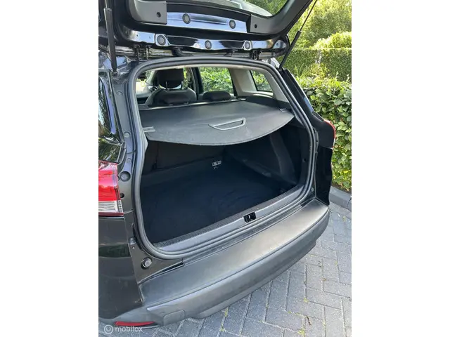 Renault Clio Estate 0.9 TCe Limited 2019 Benzine 6