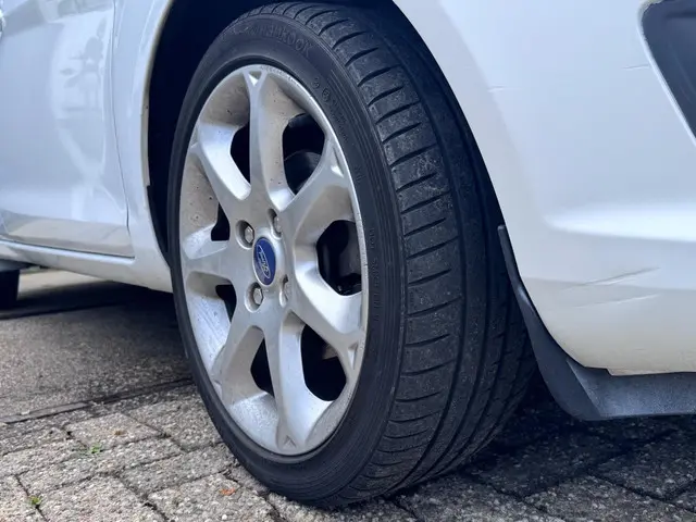 Ford Fiesta 1.0 EcoBoost Titanium 2012 Benzine 23