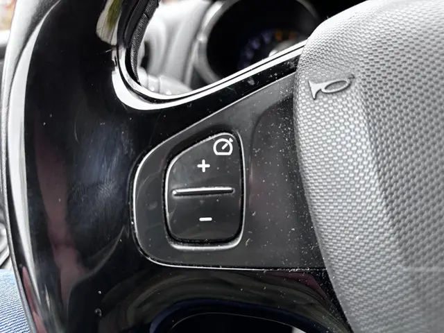 Renault Clio Estate 0.9 TCe Expression 2013 Benzine 13