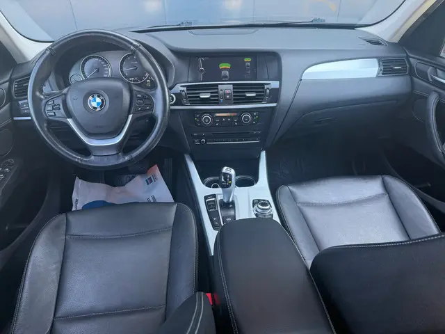 BMW X3 XDrive20i High Executive 2013 Benzine 17