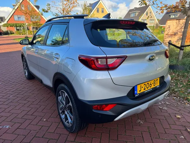 Kia Stonic 1.0 T-GDi DynamicLine 2020 Benzine 4