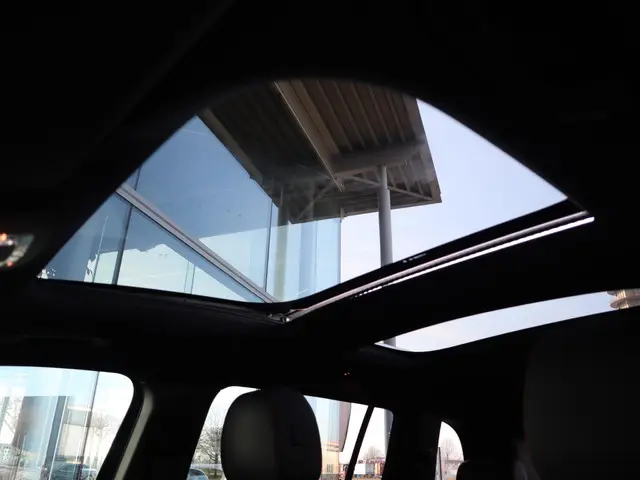 Mercedes-Benz EQB 300 4MATIC AMG line 2022 Elektrisch 11