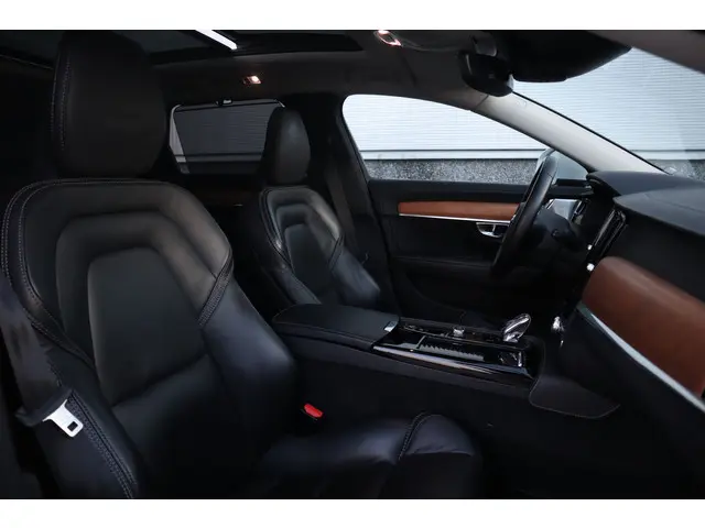 Volvo V90 2.0 T8 AWD Inscription 2019 Hybride Benzine 7