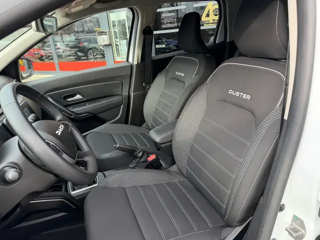 Dacia Duster TCe 100 Bi-Fuel Journey 2024 LPG/Gas 6