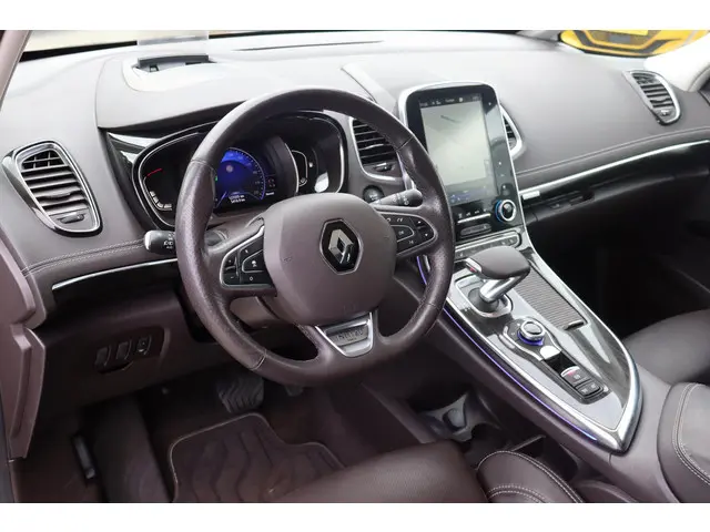 Renault Espace 1.8 TCe Initiale Paris 7p. 2019 Benzine 9