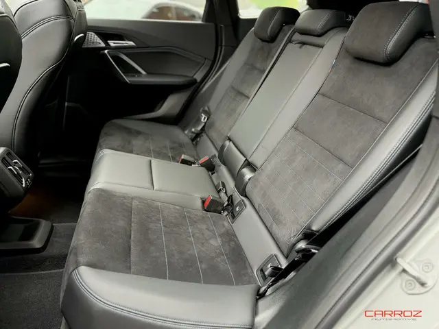 BMW X1 xDrive30e M Sport Pano 2023 Hybride Benzine 18