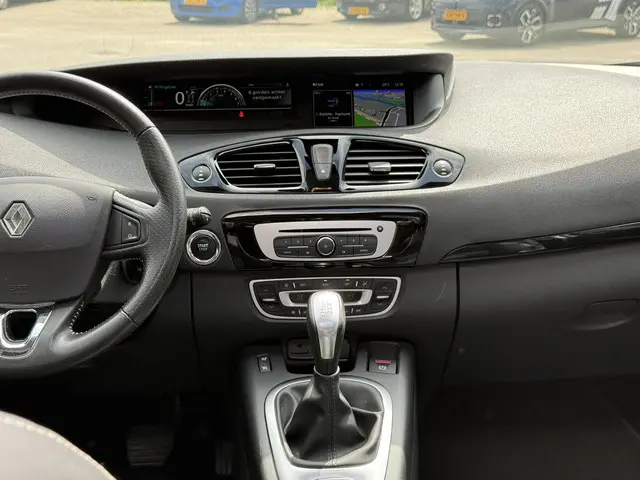 Renault Scénic 2.0 Bose 2014 Benzine 10