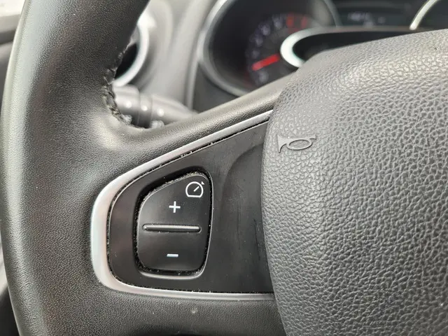 Renault Clio 0.9 TCe Limited 2018 Benzine 17