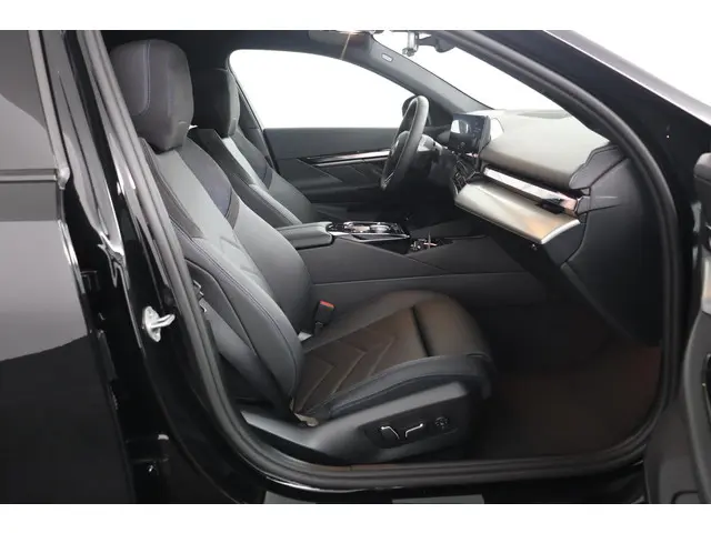 BMW i5 eDrive40 Sedan 2026 Elektrisch 17