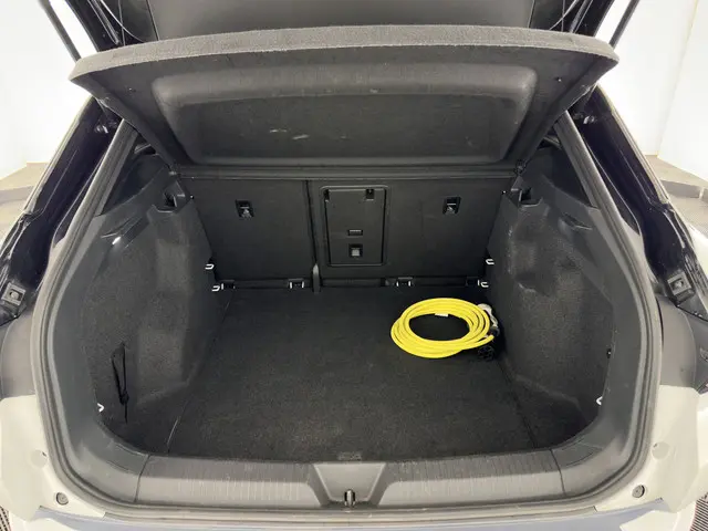 Volkswagen ID.4 First 77 kWh [ 3-Fase ] 2020 Elektrisch 10