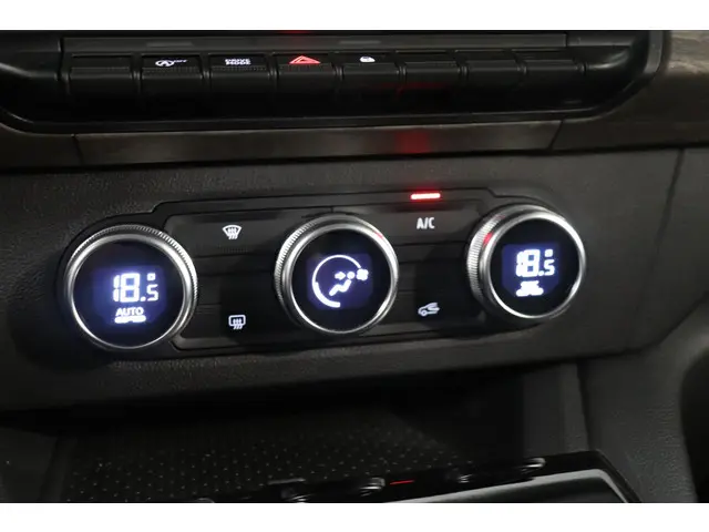 Renault Kangoo 1.3 TCe 130 Luxe Family EDC 2023 Benzine 13